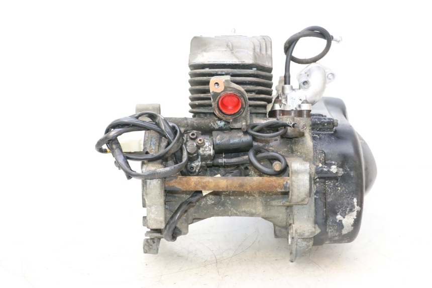 photo de MOTORE PEUGEOT VIVACITY 50 (1998 - 2003) - Caratteristiche distintive