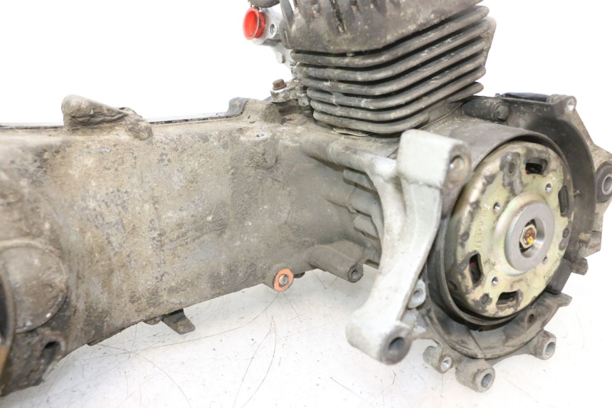 photo de MOTORE PEUGEOT VIVACITY 50 (1998 - 2003) - Altra angolazione