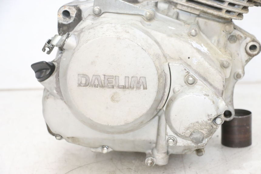 photo de MOTORE DAELIM VJ ROADWIN FI 125 (2008 - 2017) - Zoom sui componenti