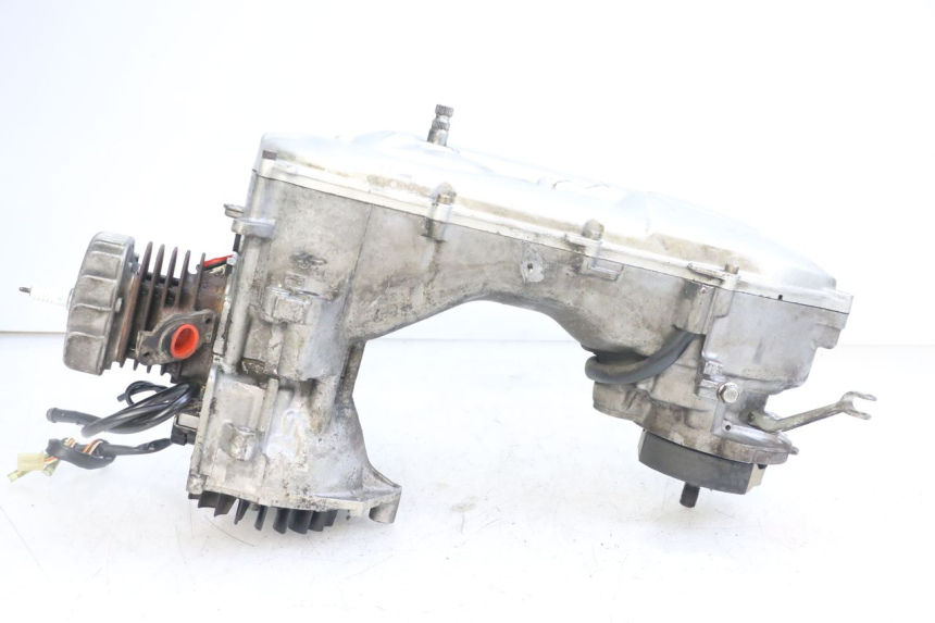 photo de MOTORE YAMAHA WHY 50 (1998 - 2000) - Stato della superficie e materiale