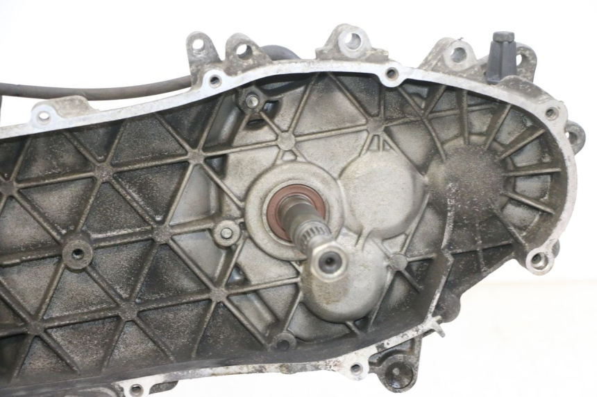 photo de MOTORE PIAGGIO X8 125 (2004 - 2007) - Ricambio usato controllato