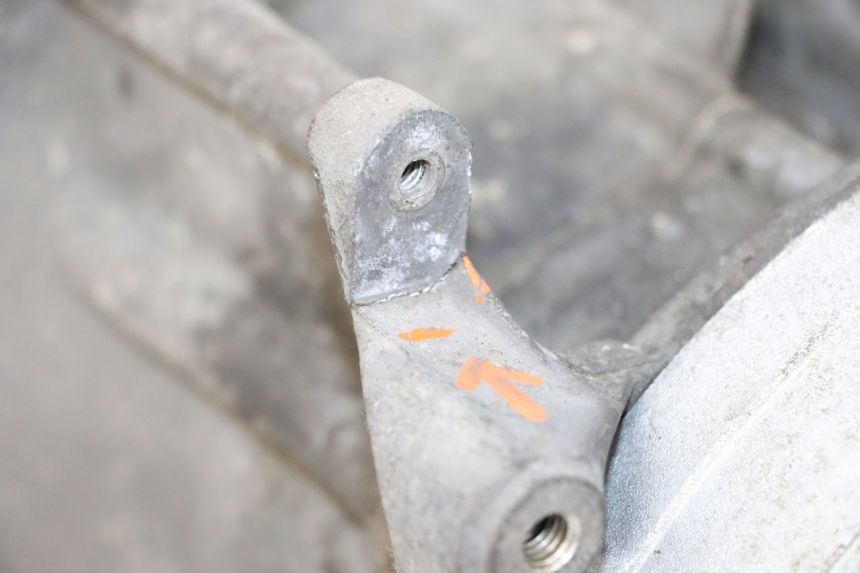 photo de MOTORE PIAGGIO X8 125 (2004 - 2007) - Dettagli dei punti di fissaggio