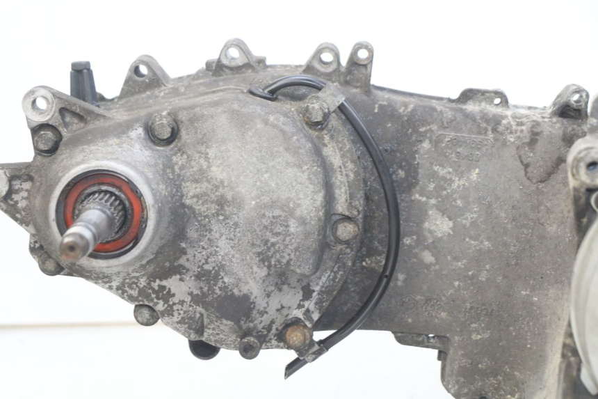 photo de MOTORE PIAGGIO X9 125 (2000 - 2003) - Marcature e riferimenti originali