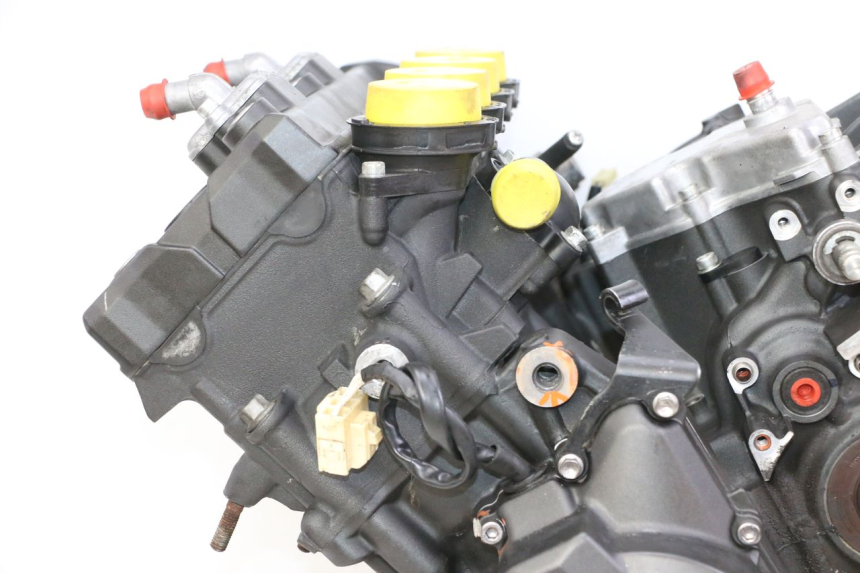 photo de MOTORE YAMAHA XJ6 ABS 600 (2008 - 2016) - Caratteristiche distintive