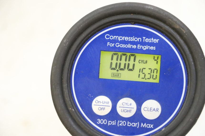 photo de MOTORE YAMAHA XJ6 ABS 600 (2008 - 2016) - Marcature e riferimenti originali