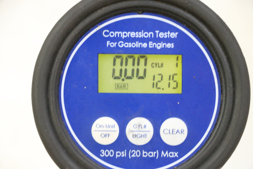 photo de MOTORE YAMAHA XJN DIVERSION 600 (2000 - 2003) - Marcature e riferimenti originali