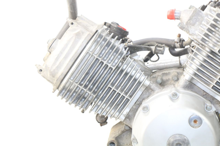 photo de MOTORE HONDA XLV VARADERO 125 (2000 - 2006) - Stato della superficie e materiale