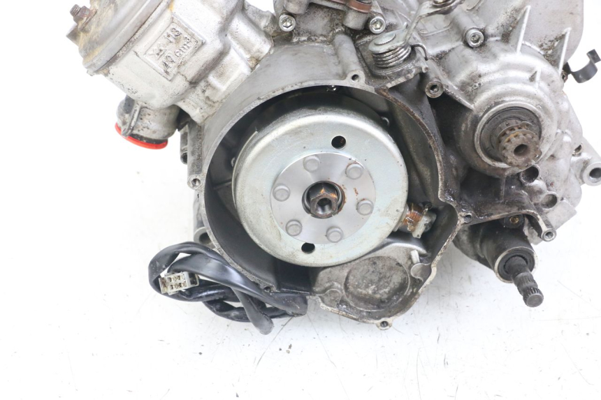 photo de MOTORE FANTIC XM PERFORMANCE 2T 50 (2021 - 2022) - Marcature e riferimenti originali