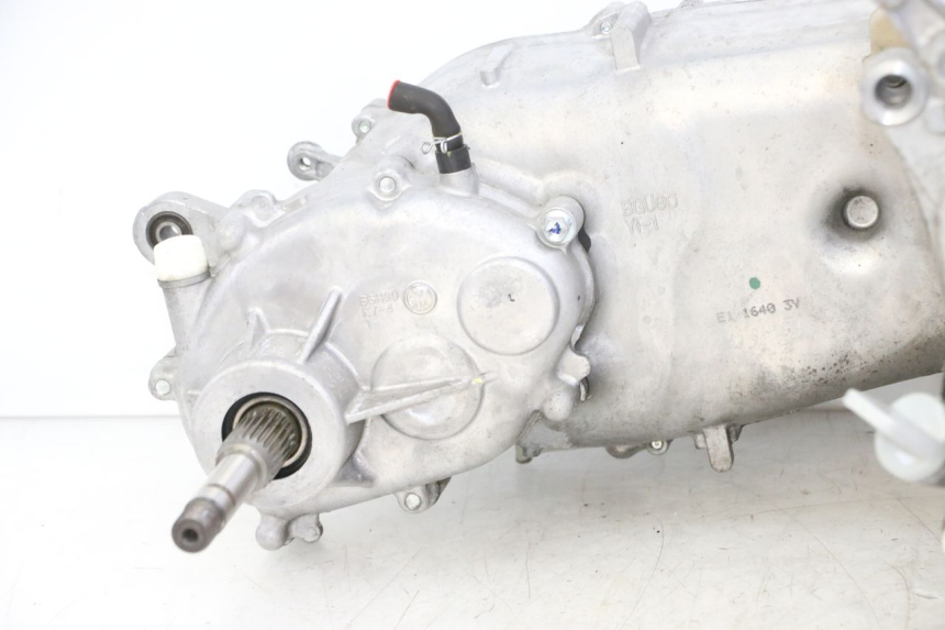 photo de MOTORE YAMAHA XMAX X-MAX 125 (2021 - 2025) - Marcature e riferimenti originali