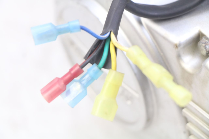 photo de MOTORE ZHEJIANG XMOTOS XB-81 50 - Dettagli dei punti di fissaggio