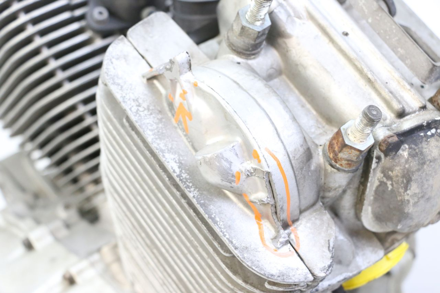 photo de MOTORE YAMAHA XV VIRAGO 535 (1988 - 2004) - Angolazione alternativa