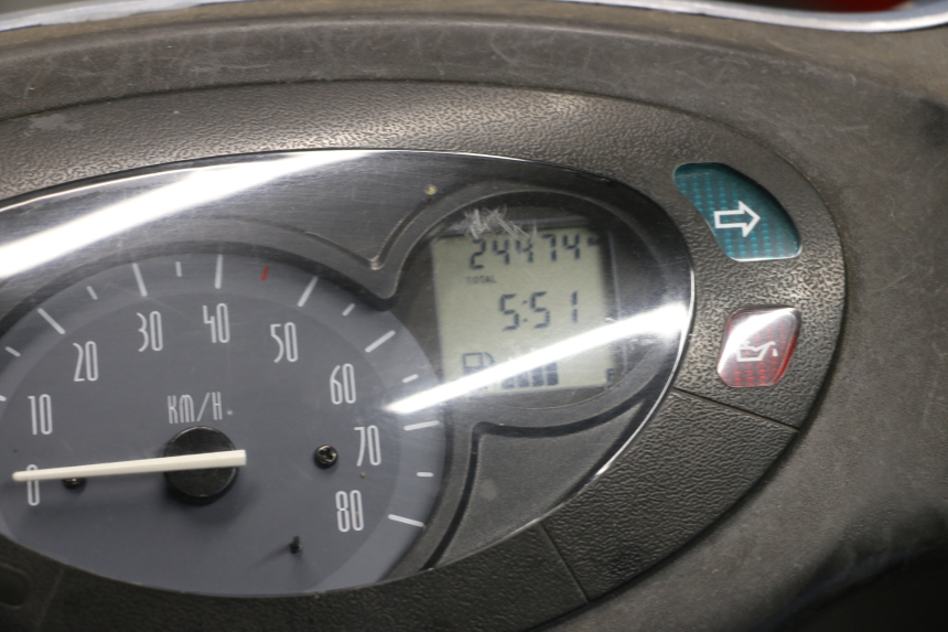 photo de MOTORE YAMAHA YN NEO'S 50 (1997 - 2004) - Angolazione alternativa