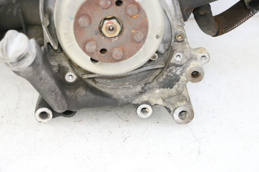 photo de MOTORE YAMAHA YP MAJESTY 125 (2002 - 2006) - Altra vista dell'articolo