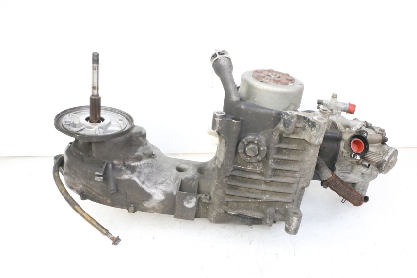 photo de MOTORE YAMAHA YP MAJESTY 125 (2002 - 2006) - Altra angolazione