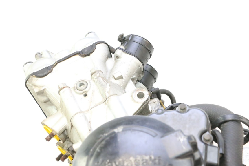 photo de MOTORE KAWASAKI ZX-6R ZX6R 600 (1995 - 1997) - Primo piano tecnico