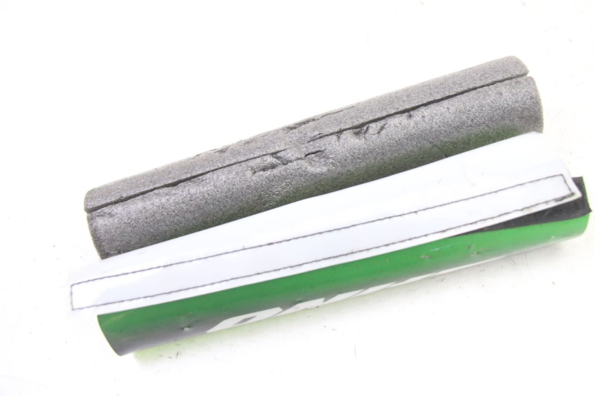 photo de MOUSSE DI MANUBRIO APOLLO RXF 125 - Primo piano tecnico