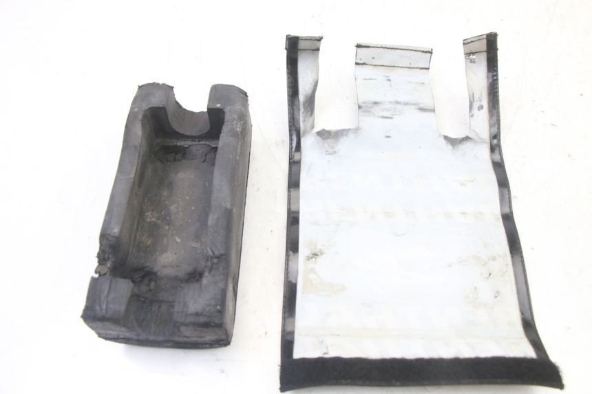 photo de MANUBRIO PARACOLPI YAMAHA YZ-F YZF 250 (2007 - 2013) - Stato della superficie e materiale