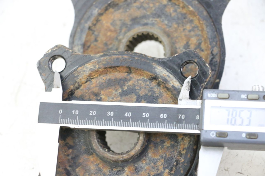 photo de MOZZO RUOTA POSTERIORE KEROX BAZOOKA 110 - Primo piano tecnico