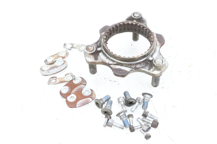 photo de MOZZO RUOTA POSTERIORE SUZUKI BURGMAN 650 (2013 - 2020) - Altra angolazione