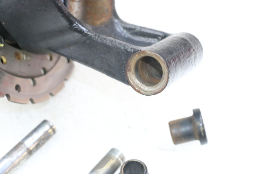 photo de MOZZO RUOTA POSTERIORE HYTRACK HY S 4X4 410 (2013 - 2016) - Dettagli dei punti di fissaggio