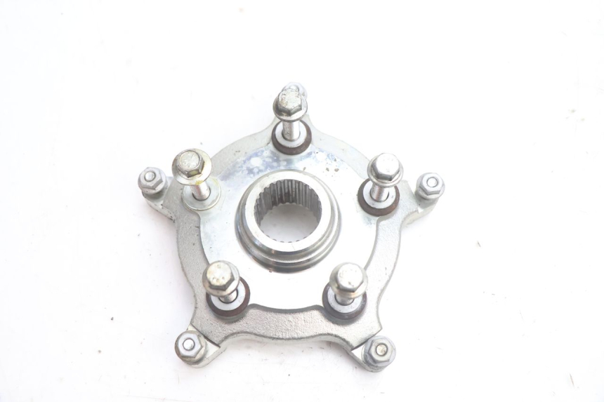 photo de MOZZO RUOTA POSTERIORE PIAGGIO MP3 LT 400 (2007 - 2012) - Primo piano tecnico