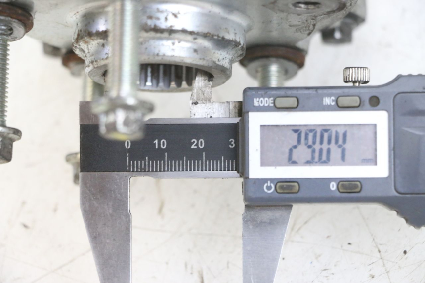 photo de MOZZO RUOTA POSTERIORE PIAGGIO MP3 500 (2016 - 2018) - Dettaglio del componente