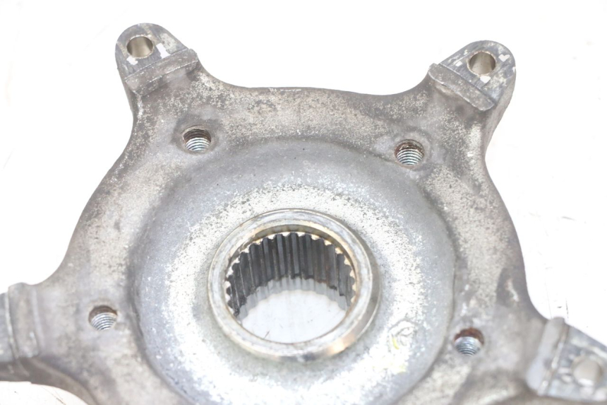 photo de MOZZO RUOTA POSTERIORE GILERA NEXUS 125 (2009 - 2013) - Primo piano tecnico