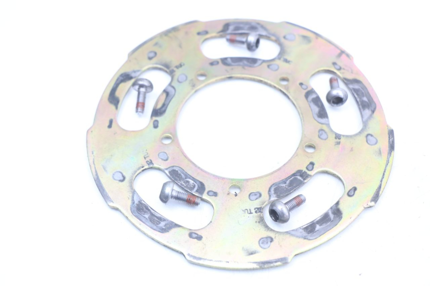 photo de MOZZO RUOTA POSTERIORE HONDA NTV DEAUVILLE 650 (1998 - 2001) - Primo piano tecnico