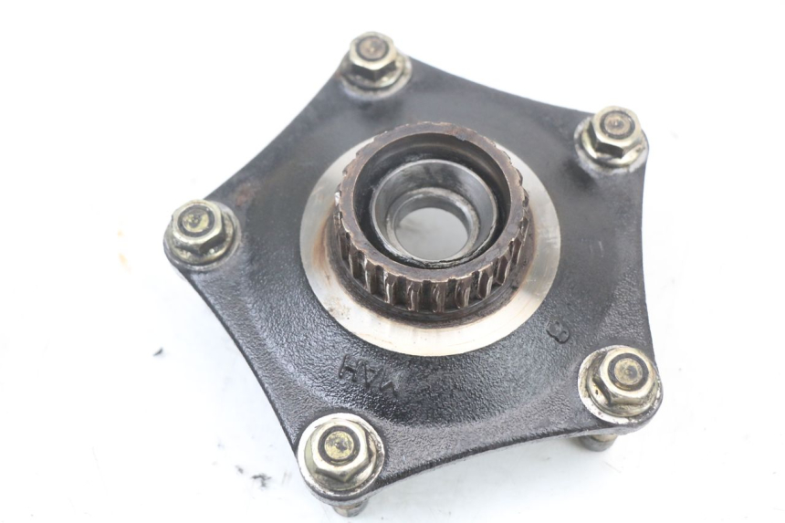 photo de MOZZO RUOTA POSTERIORE HONDA NTV DEAUVILLE 650 (1998 - 2001) - Dettagli dei punti di fissaggio