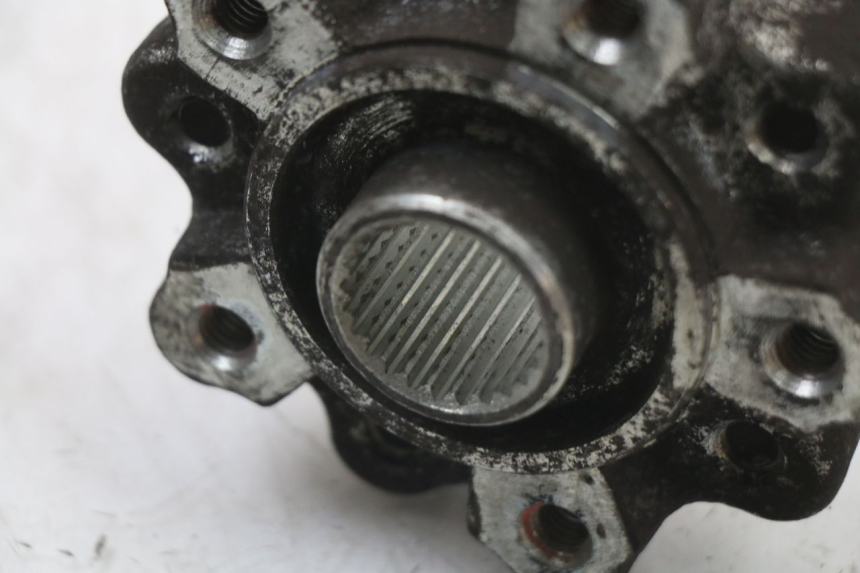 photo de MOZZO RUOTA POSTERIORE PEUGEOT DJANGO 125 (2014 - 2017) - Zoom sullo stato d'uso