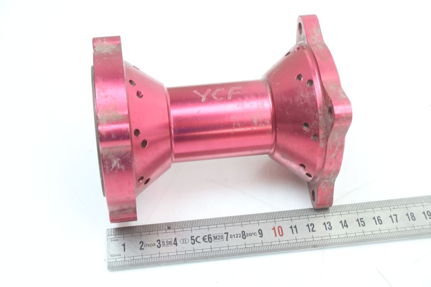 photo de MOZZO RUOTA POSTERIORE YCF PIT BIKE 125 (2010 - 2018) - Vista d'insieme del prodotto