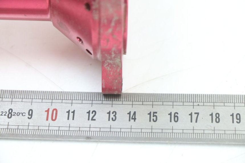 photo de MOZZO RUOTA POSTERIORE YCF PIT BIKE 125 (2010 - 2018) - Dettagli dei punti di fissaggio