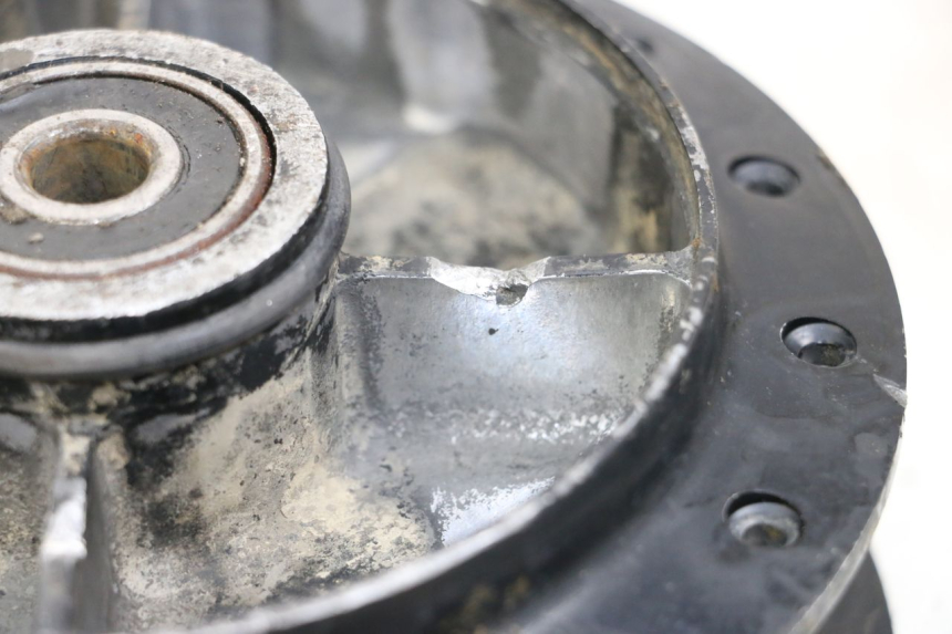 photo de MOZZO RUOTA POSTERIORE YAMAHA PW 80 (1983 - 2014) - Dettagli dei punti di fissaggio