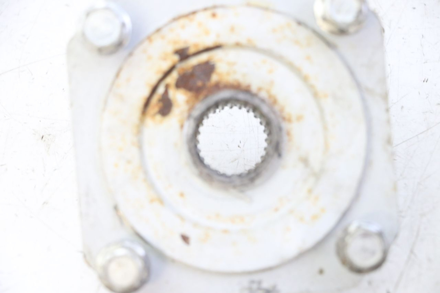 photo de MOZZO RUOTA POSTERIORE HYTRACK S 150 (2003 - 2011) - Primo piano tecnico