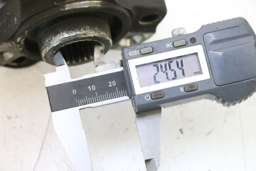 photo de MOZZO RUOTA POSTERIORE PEUGEOT SATELIS COMPRESSOR K15 125 (2006 - 2009) - Dettaglio del componente