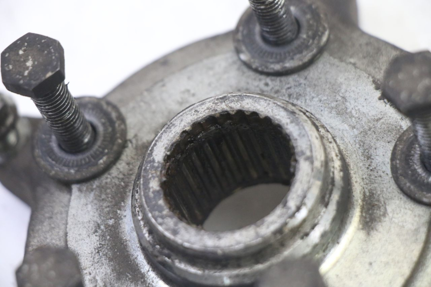 photo de MOZZO RUOTA POSTERIORE PEUGEOT SATELIS 250 (2006 - 2012) - Zoom sullo stato d'uso