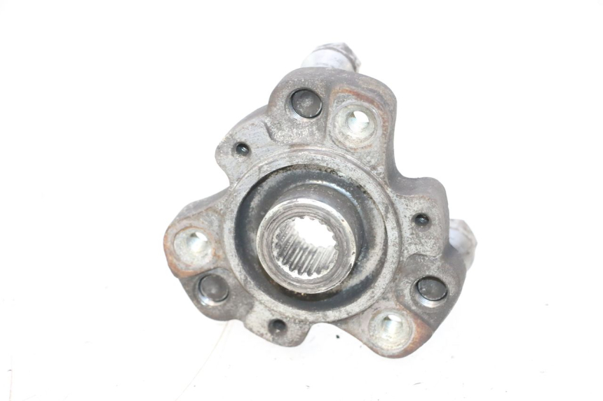 photo de MOZZO RUOTA POSTERIORE PEUGEOT SATELIS 125 (2006 - 2009) - Primo piano tecnico