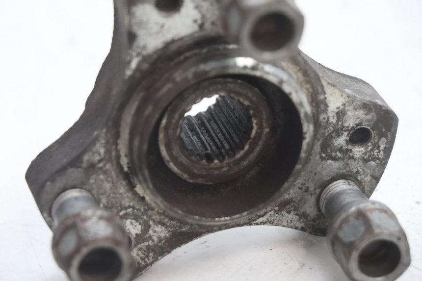 photo de MOZZO RUOTA POSTERIORE PEUGEOT SPEEDFIGHT 2 AC 50 (2000 - 2009) - Zoom sullo stato d'uso