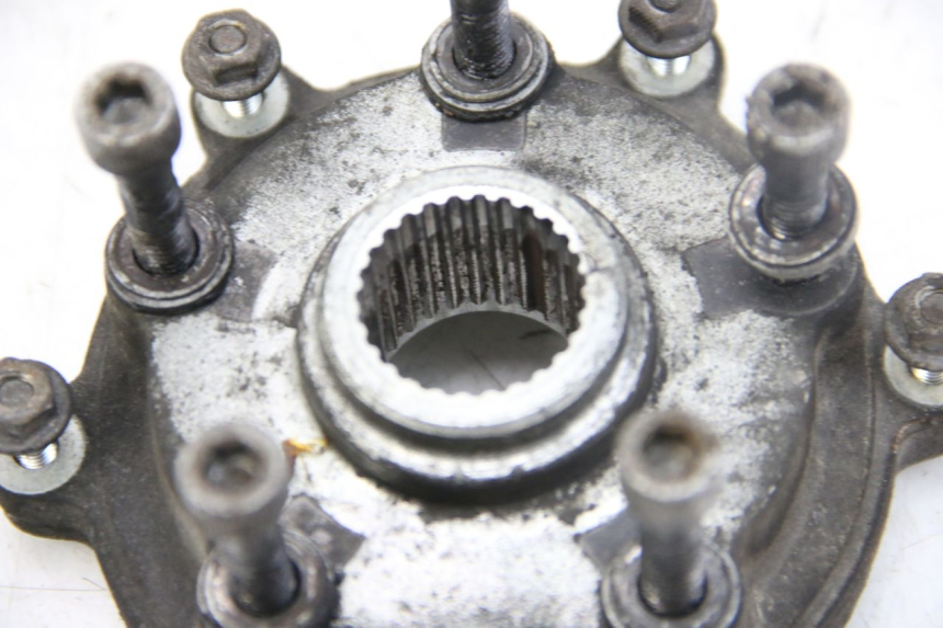 photo de MOZZO RUOTA POSTERIORE PIAGGIO VESPA GRANTURISMO 125 (2003 - 2007) - Altra angolazione