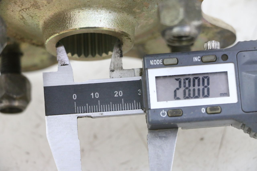 photo de MOZZO RUOTA POSTERIORE YAMAHA YFM BRUIN 350 (2003 - 2009) - Dettaglio del componente