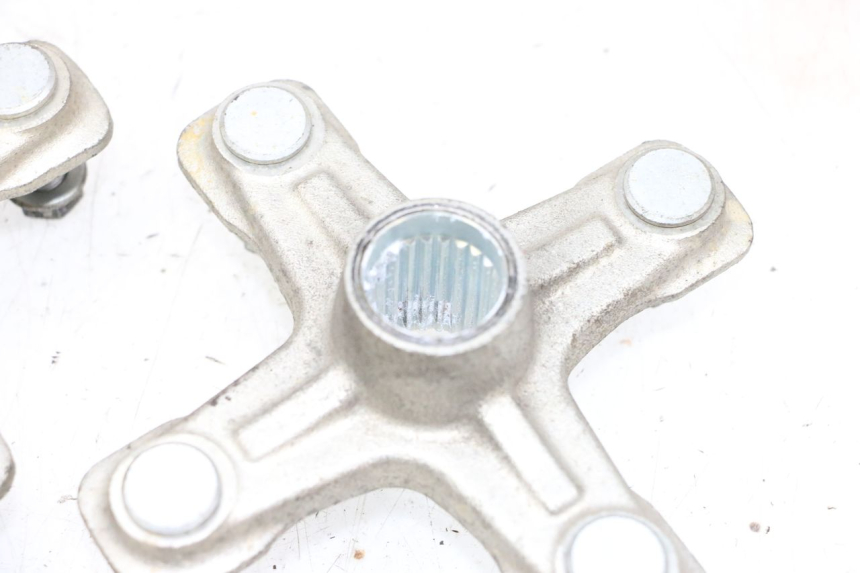 photo de MOZZO RUOTA POSTERIORE YAMAHA YFM R RAPTOR 250 (2008 - 2014) - Primo piano tecnico