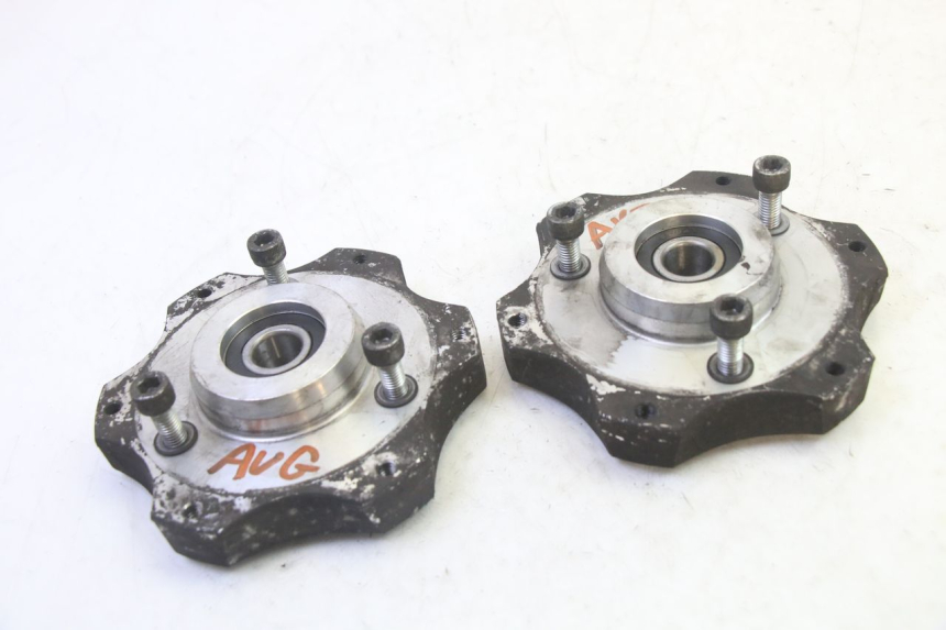 photo de MOZZO RUOTA ANTERIORE QUADRO 4 4D 350 (2015 - 2018) - Zoom sullo stato d'uso