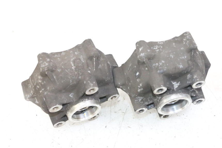 photo de MOZZO RUOTA ANTERIORE PIAGGIO IE MP3 YOURBAN 300 (2011 - 2016) - Zoom sullo stato d'uso