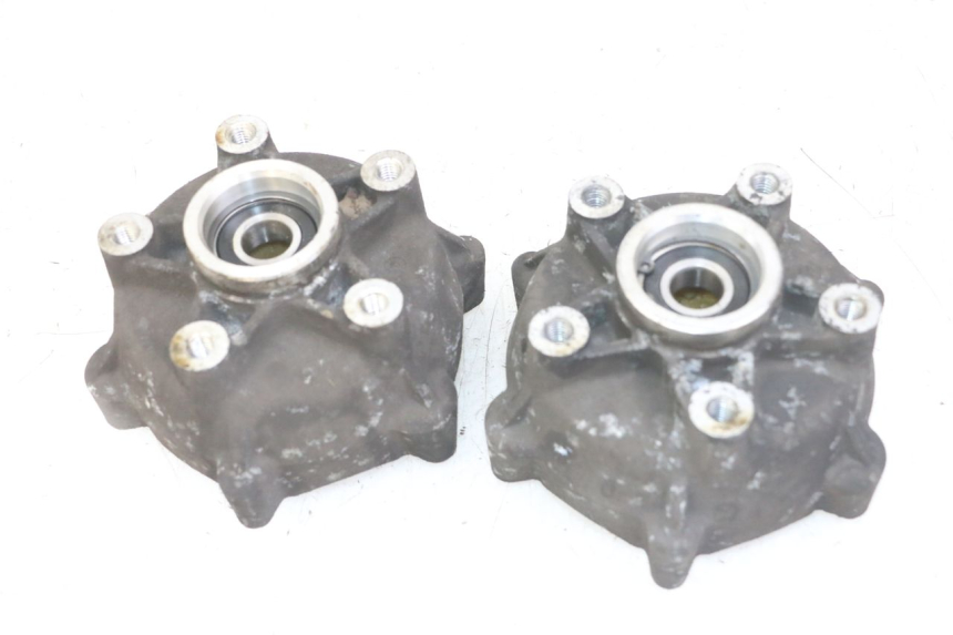 photo de MOZZO RUOTA ANTERIORE PIAGGIO IE MP3 YOURBAN 300 (2011 - 2016) - Vista d'insieme del prodotto