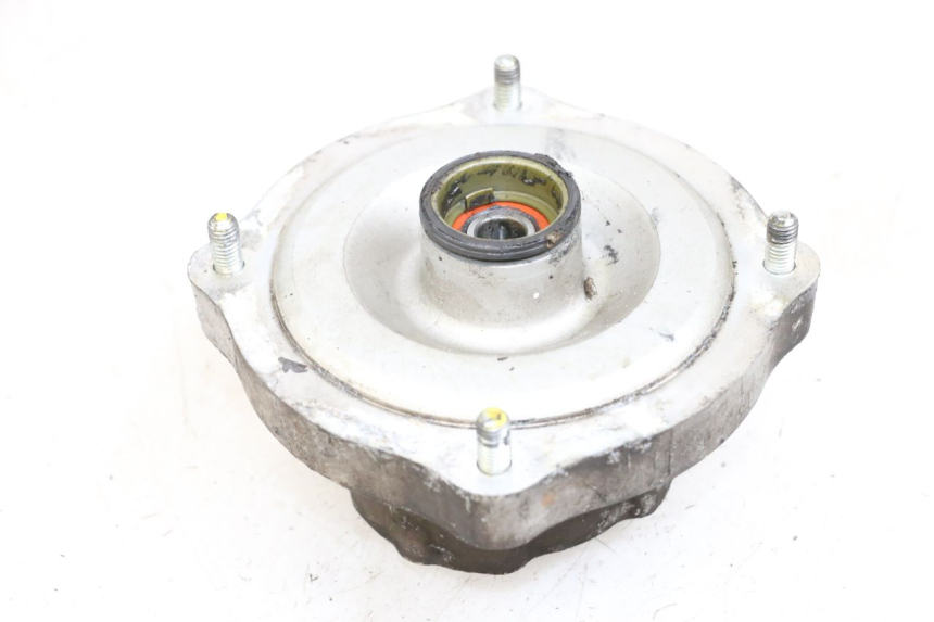 photo de MOZZO RUOTA ANTERIORE SYM MIO 50 (2005 - 2010) - Altra angolazione