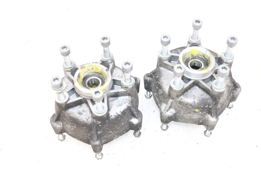 photo de MOZZO RUOTA ANTERIORE PIAGGIO MP3 HPE 300 (2019 - 2026) - Vista d'insieme del prodotto