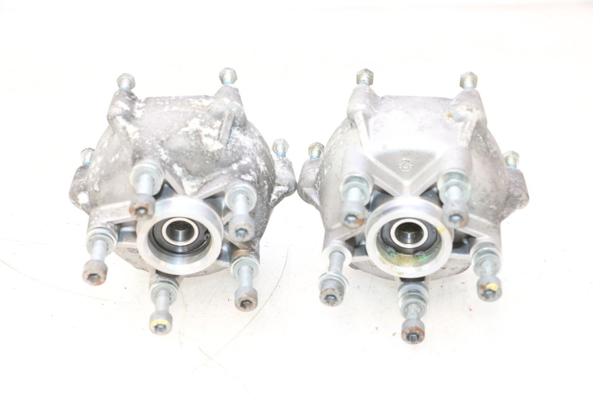 photo de MOZZO RUOTA ANTERIORE PIAGGIO MP3 HPE 530 (2022 - 2026) - Dettaglio del componente