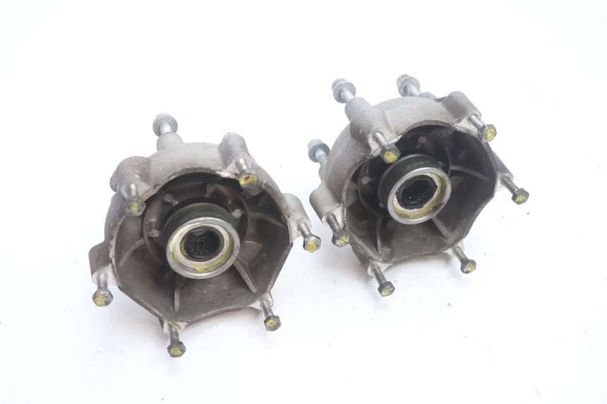 photo de MOZZO RUOTA ANTERIORE PIAGGIO MP3 LT 300 (2010 - 2016) - Zoom sullo stato d'uso