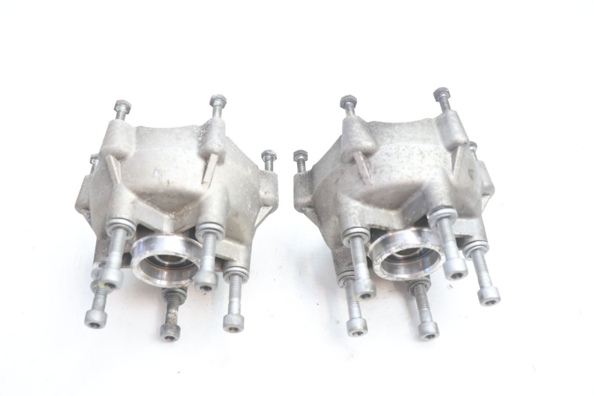 photo de MOZZO RUOTA ANTERIORE PIAGGIO MP3 LT 400 (2007 - 2012) - Altra angolazione