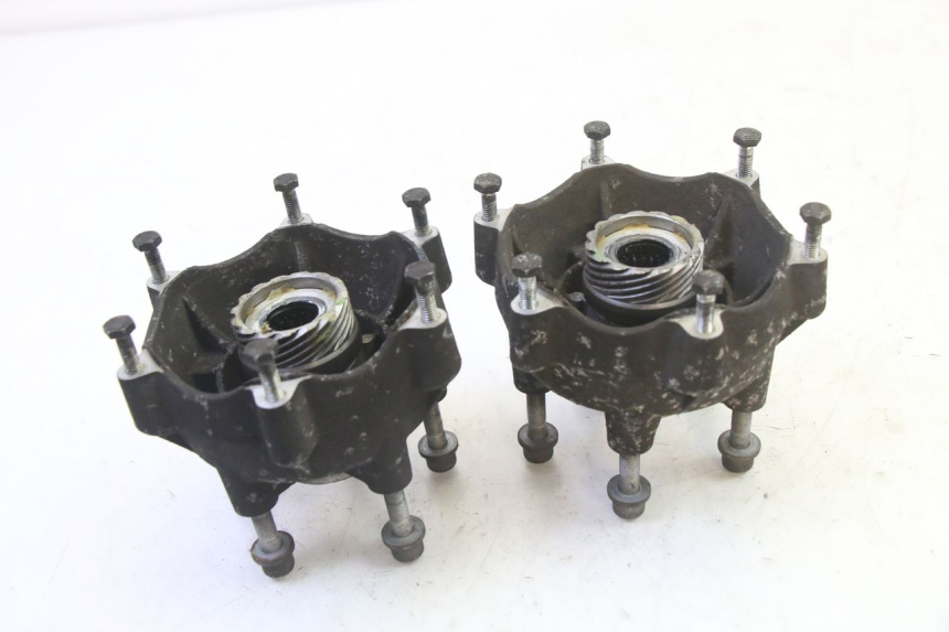 photo de MOZZO RUOTA ANTERIORE PIAGGIO MP3 125 (2006 - 2014) - Altra angolazione